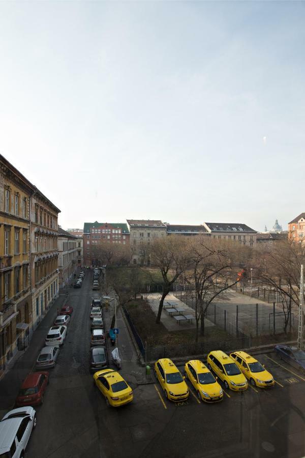 Klauzal Ter 9 Appartement Boedapest Buitenkant foto