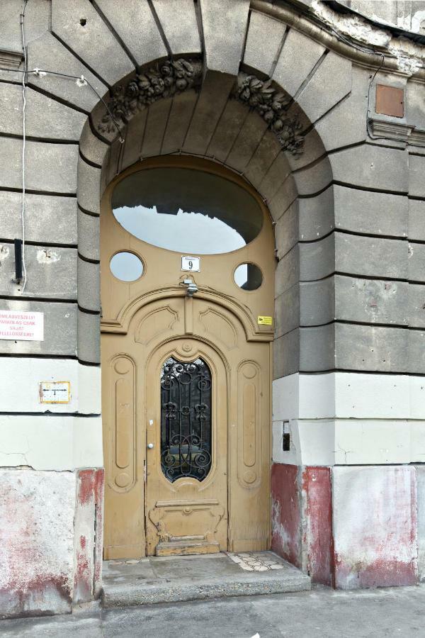 Klauzal Ter 9 Appartement Boedapest Buitenkant foto